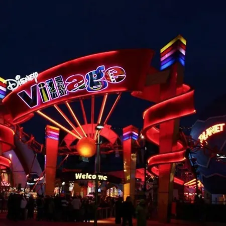 Standing In Disneyland Bmyguest Serris